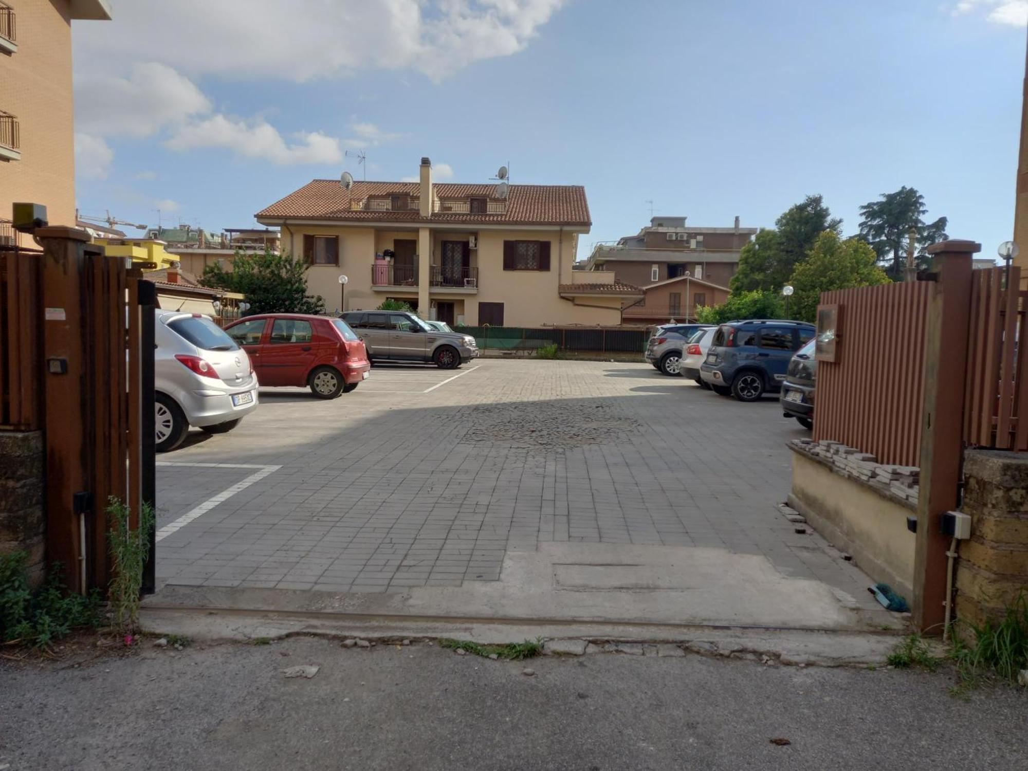 Premium Apartment With Parking チャンピーノ エクステリア 写真